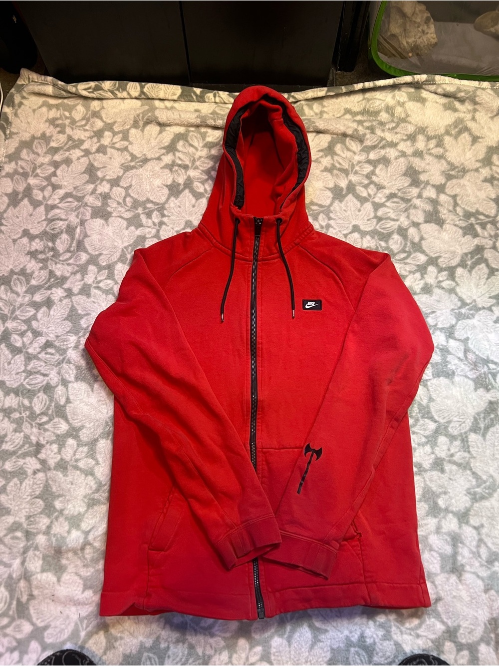 Nike Red Zippered Pullover Hoodie with Contrast Trim grim gala vintage